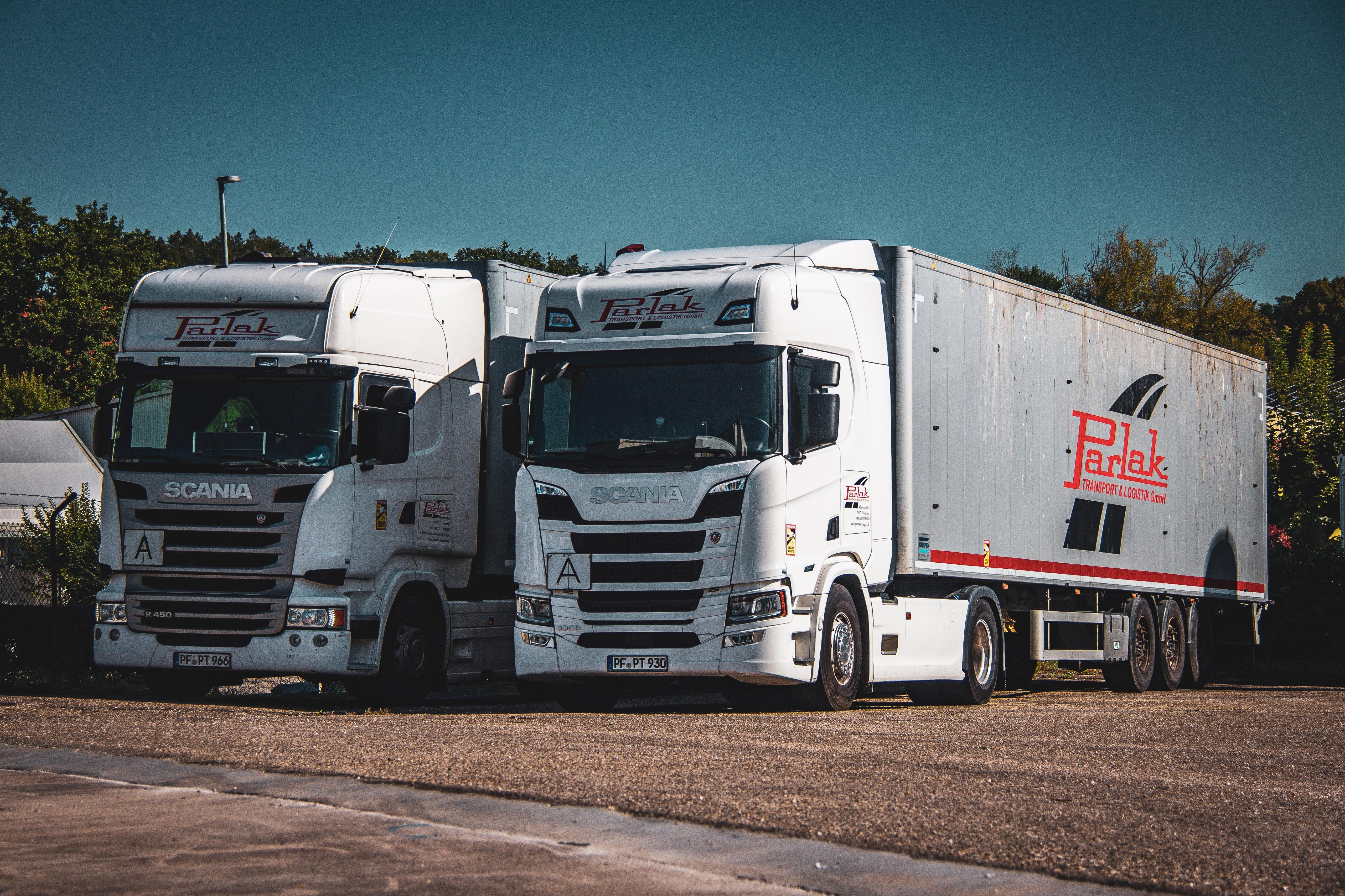 Parlak Transport LKW im Einsatz